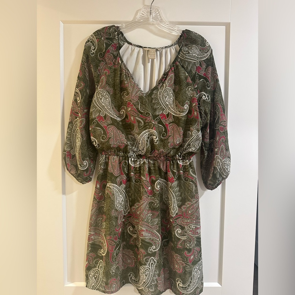 Banana Republic Green and Red Paisley Long Sleeve Dress